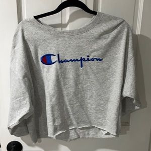 champion boxy cropped t shirt!